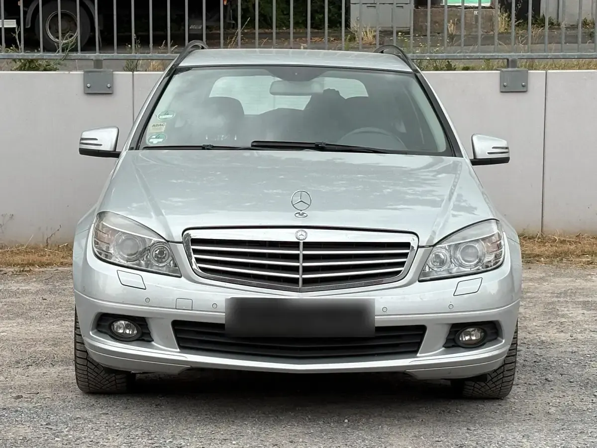 Gebraucht Mercedes C200 136 PS (100 kW) 2010 Silber Kombi