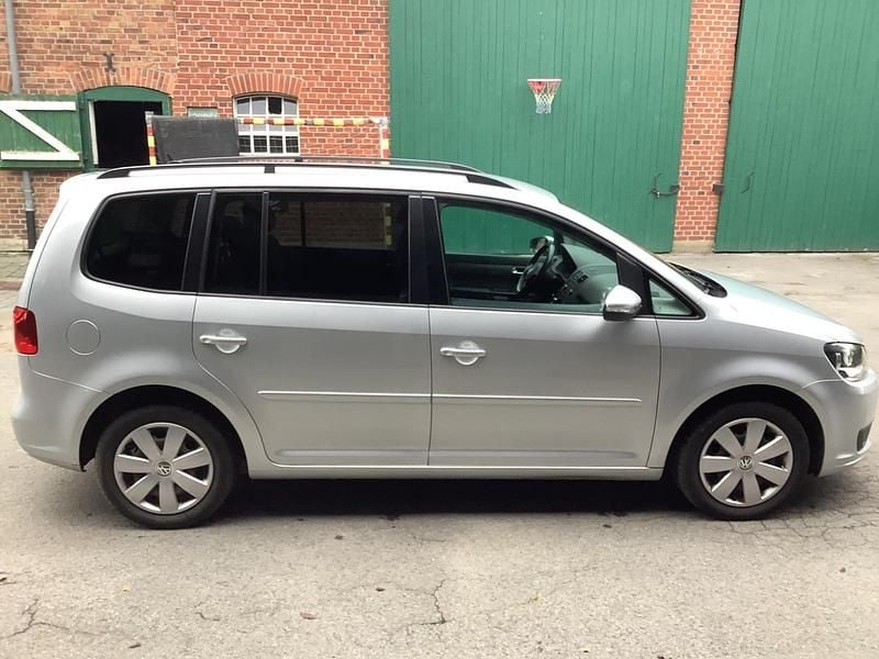 Silber Gebraucht 2012 VW Touran Van / Kleinbus | 6.400 € (Superpreis) - Bild 1/4