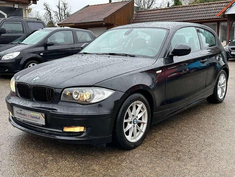 Gebraucht BMW 118 Sport Line 143 PS (105 kW) 2010 Schwarz 2 Kleinwagen