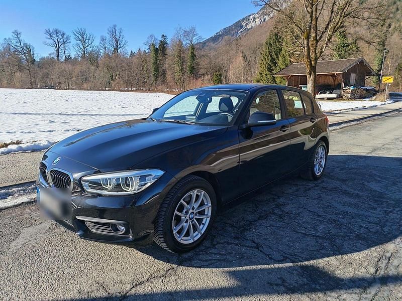 Gebraucht BMW 120 190 PS (139 kW) 2017 Schwarz Kleinwagen