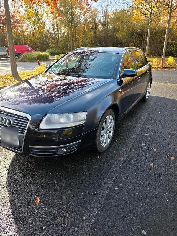 Blau Gebraucht 2005 Audi A6 Kombi | 3.000 € (Fairer Preis) - Bild 1/4