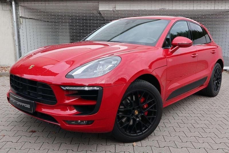 Karminrot Gebraucht 2016 Porsche Macan GTS SUV | 37.400 € (Fairer Preis) - Bild 1/4