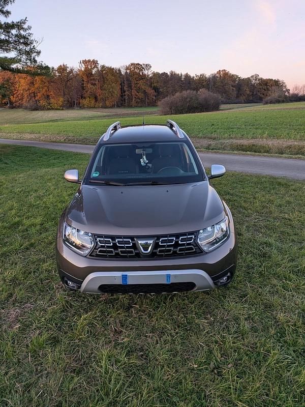 Braun Gebraucht 2019 Dacia Duster Prestige SUV | 12.000 € (Guter Preis) - Bild 1/4