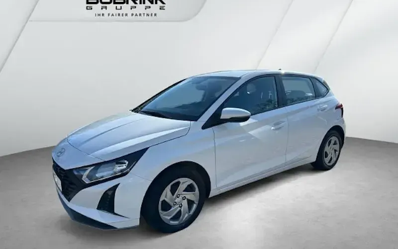 Gebraucht Hyundai i20 Select 79 PS (58 kW) 2025 Weiß Kleinwagen