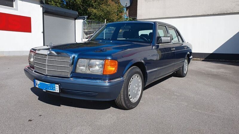 Blau Gebraucht 1989 Mercedes 500 Limousine | 19.800 € - Bild 1/4