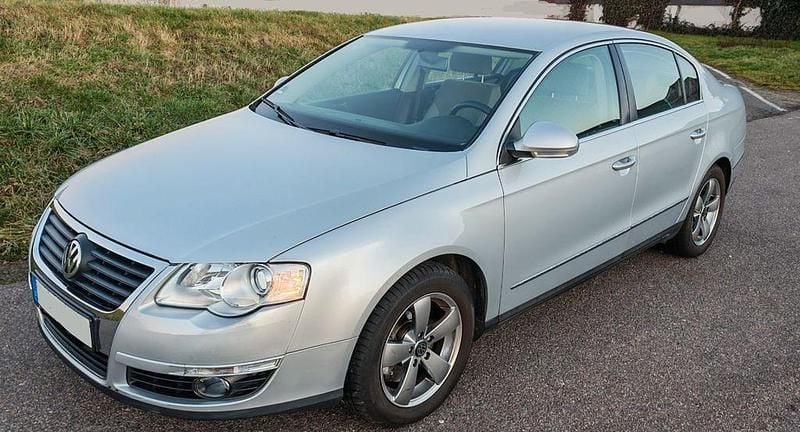 Gebraucht VW Passat 102 PS (75 kW) 2006 Silber Limousine