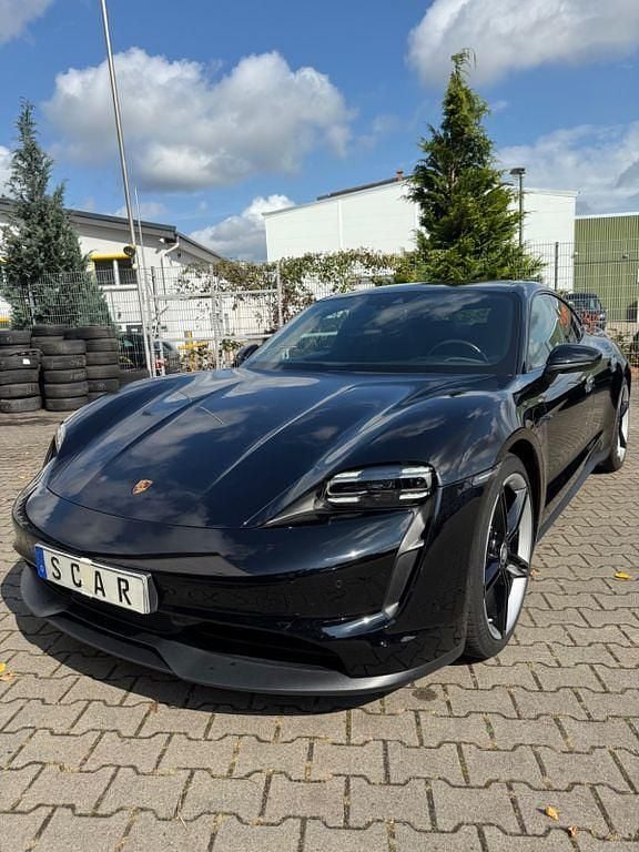 Schwarz Gebraucht 2021 Porsche Taycan Basis Limousine | 49.500 € (Guter Preis) - Bild 1/4