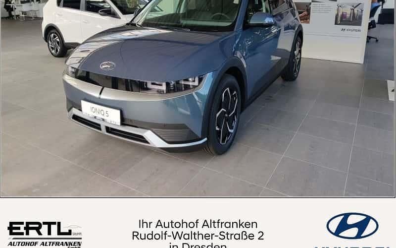 Grün Gebraucht 2024 Hyundai Ioniq 6 Techniq Limousine | 41.980 € (Superpreis) - Bild 1/4