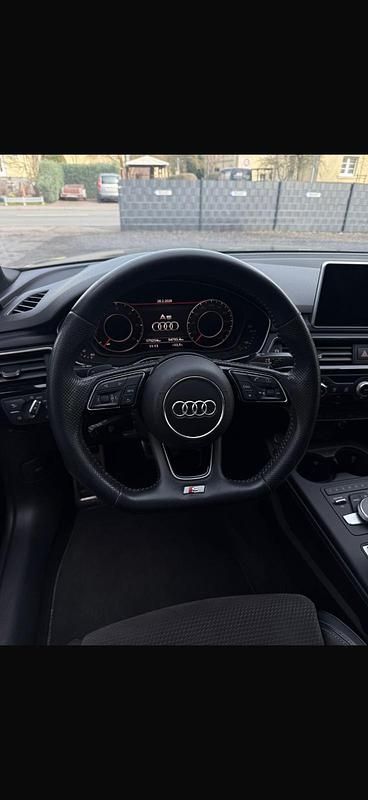 Gebraucht Audi A5 190 PS (139 kW) 2019 Schwarz Coupé
