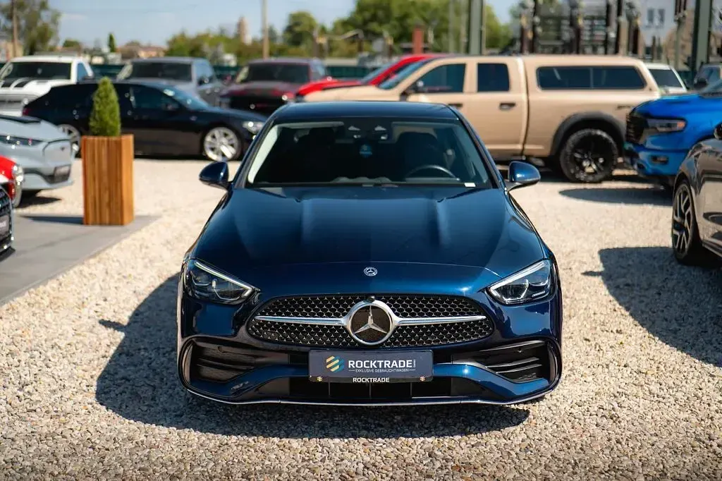 Gebraucht Mercedes 220 AMG line Plus 220 PS (161 kW) 2021 Blau Limousine