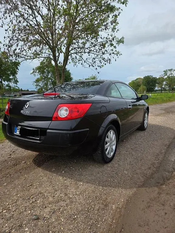 Gebraucht Renault Mégane Cabriolet Avantage 111 PS (81 kW) 2009 Schwarz Cabrio