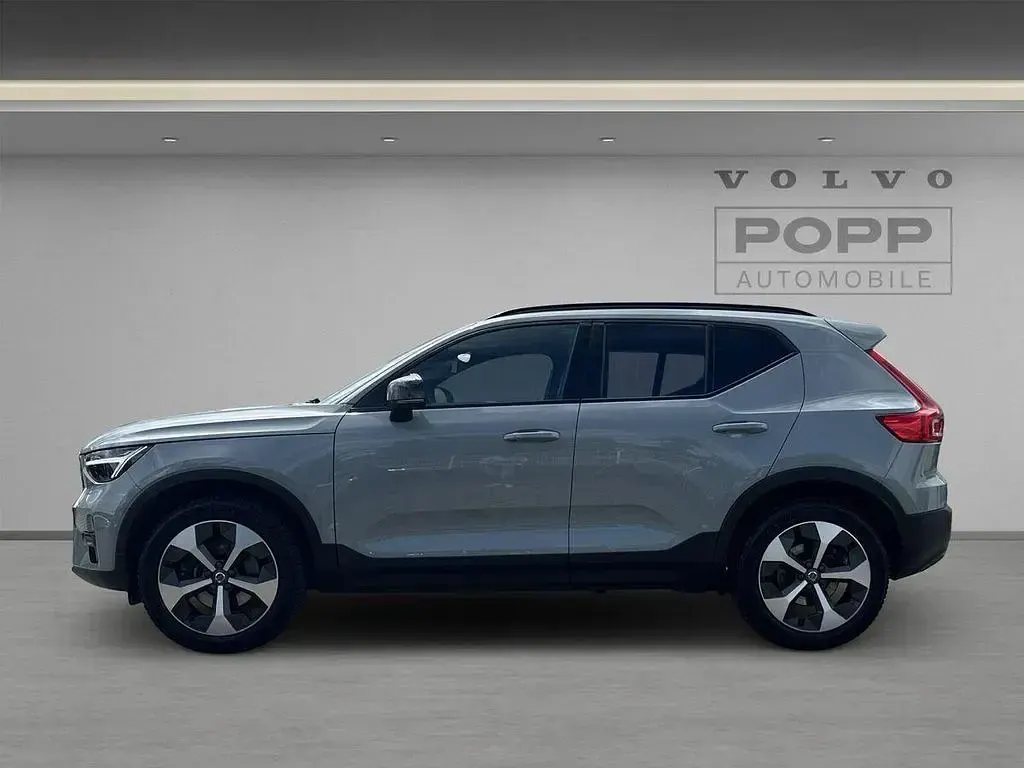Gebraucht Volvo XC40 Plus 163 PS (119 kW) 2024 Vapour grey SUV
