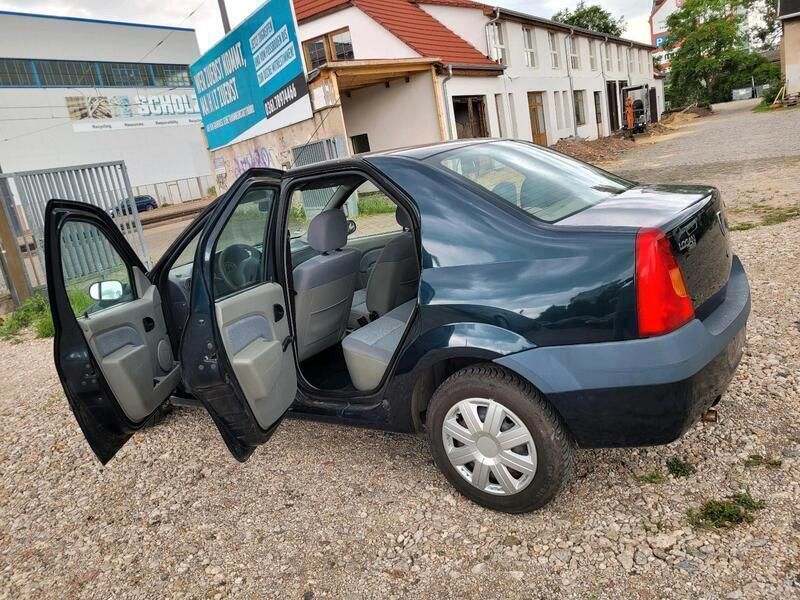 Grün Gebraucht 2005 Dacia Logan Limousine | 950 € (Fairer Preis) - Bild 1/4