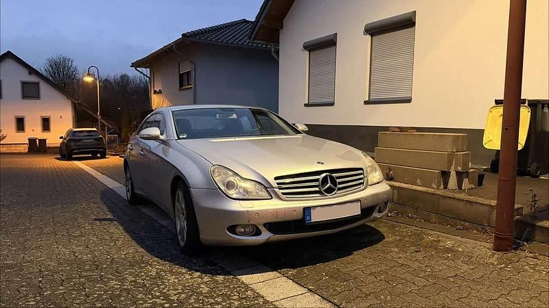 Gebraucht Mercedes CLS350 292 PS (214 kW) 2006 Grau Limousine