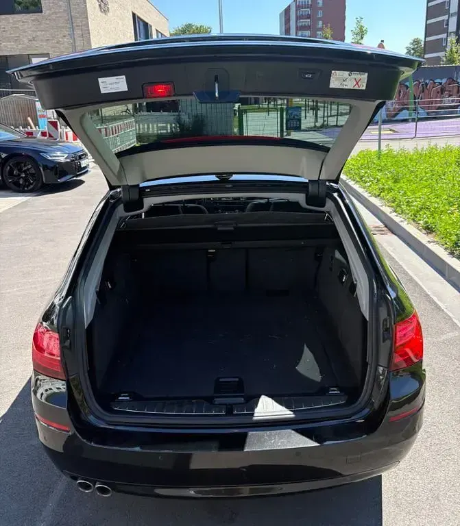 Gebraucht BMW 530 258 PS (189 kW) 2013 Schwarz Kombi
