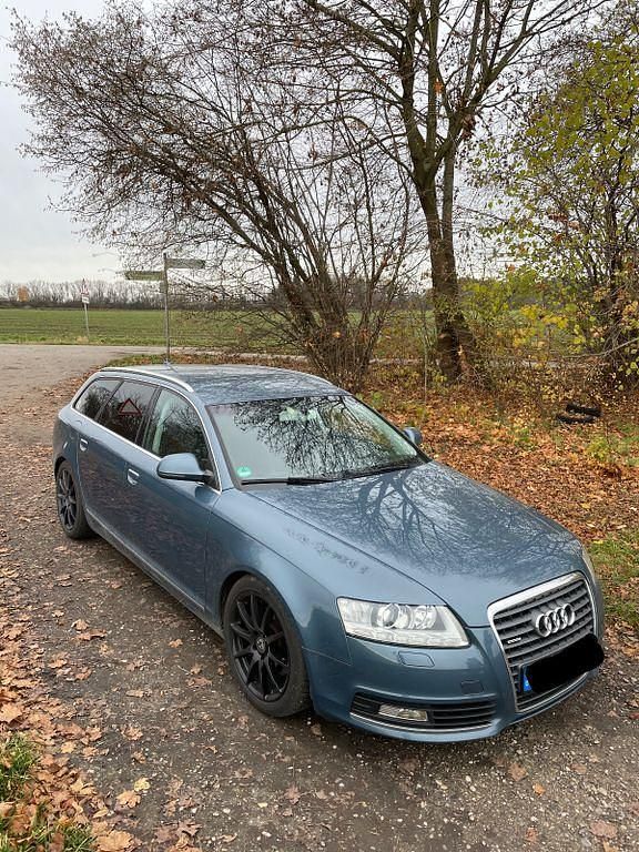 Gebraucht Audi A6 Ambiente 220 PS (161 kW) 2011 Blau Kombi