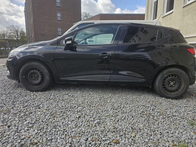 Gebraucht Renault Clio 75 PS (55 kW) 2016 Schwarz Pickup