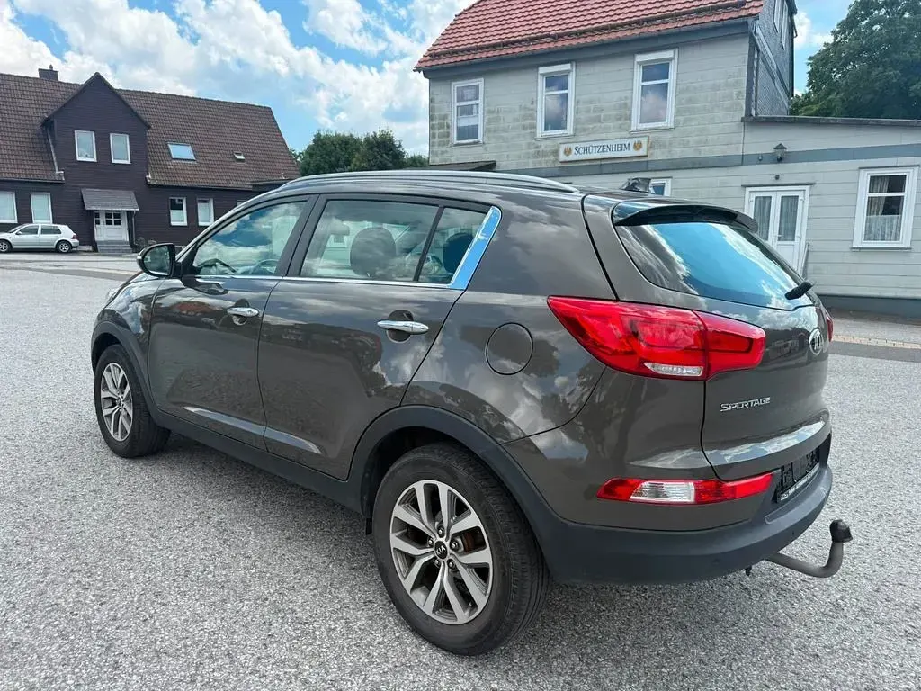 Gebraucht Kia Sportage Vision 135 PS (99 kW) 2014 Grau SUV
