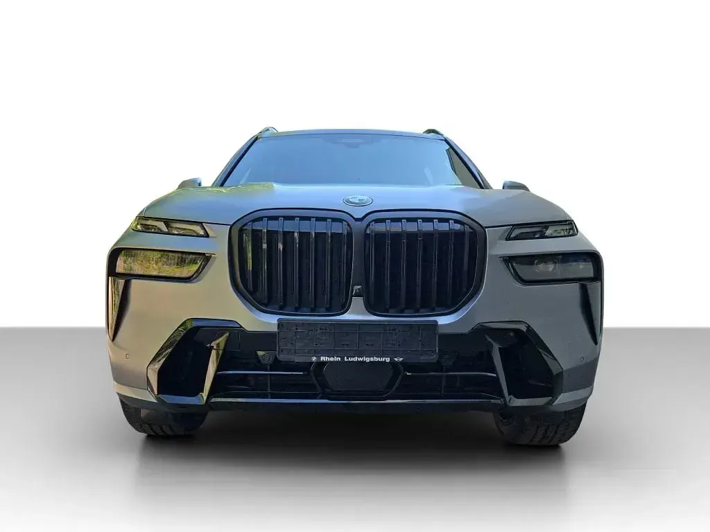 Gebraucht BMW X7 M Sport 340 PS (250 kW) 2023 Bmw individual frozen pure gr SUV