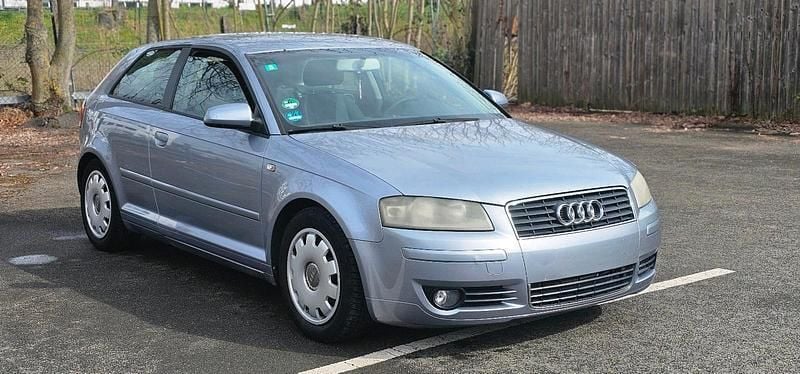 Gebraucht Audi A3 Sport 105 PS (77 kW) 2004 Blau Kleinwagen