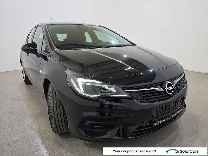 Gebraucht Opel Astra Edition 105 PS (77 kW) 2020 Schwarz Limousine