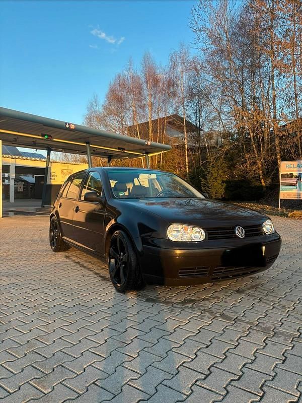 Gebraucht VW Golf IV 75 PS (55 kW) 2000 Schwarz Kleinwagen
