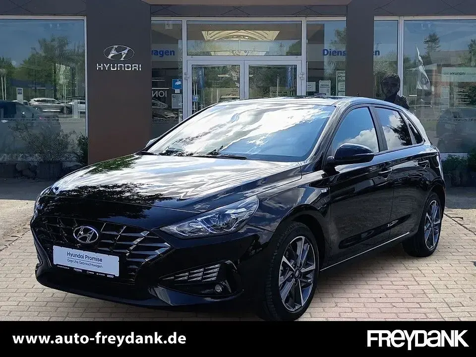 Gebraucht Hyundai i30 120 PS (88 kW) 2023 Limousine