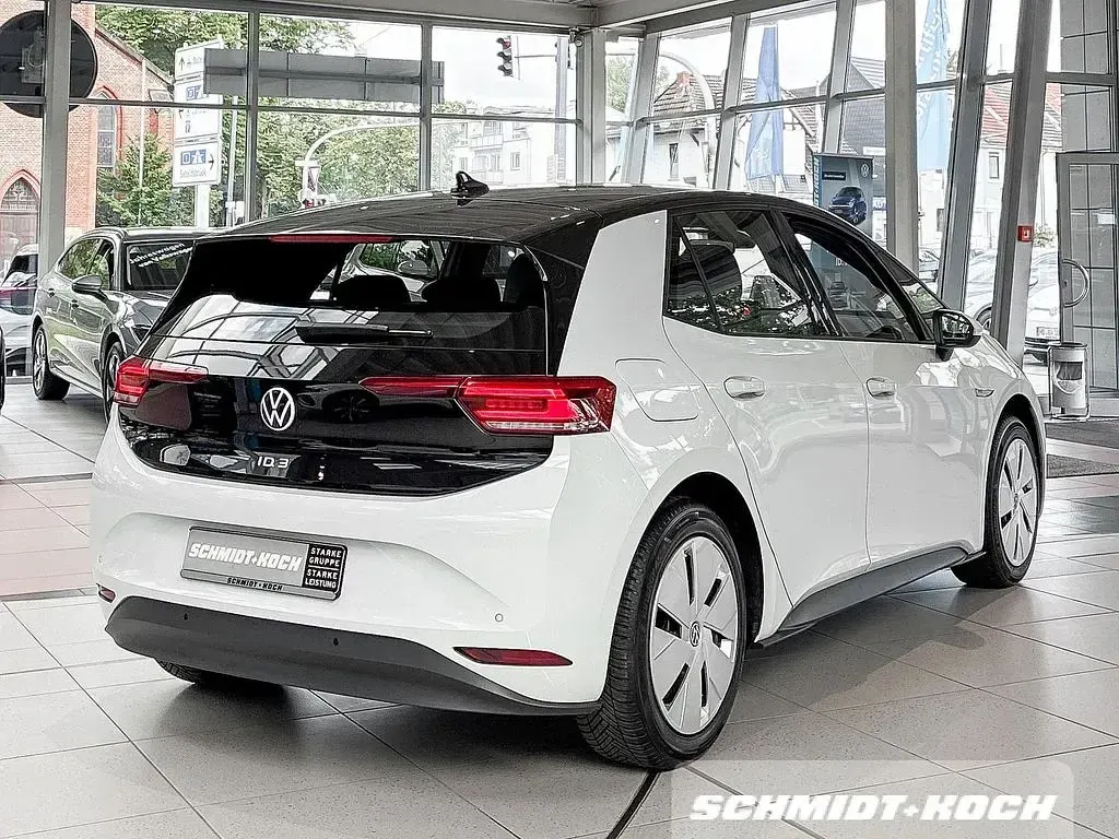 Gebraucht VW ID.3 Pro Performance 150 kW (204 PS) 2023 Gletscherweiss (weiß) Kleinwagen
