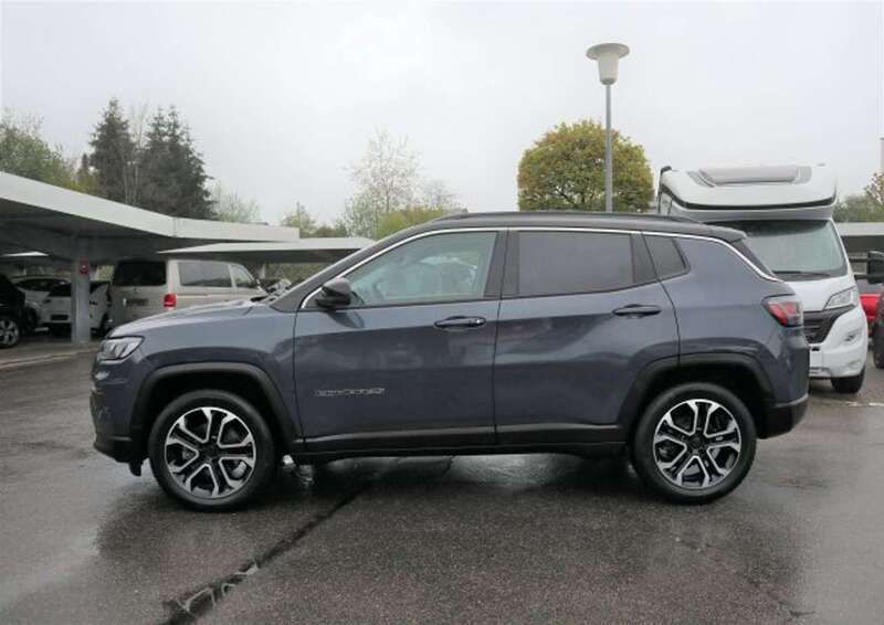 Gebraucht Jeep Compass Limited 131 PS (96 kW) 2023 Blue shade SUV
