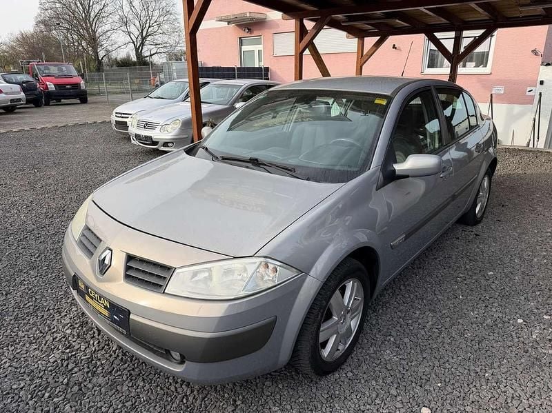 Gebraucht Renault Mégane II Dynamique 113 PS (83 kW) 2004 Other Limousine