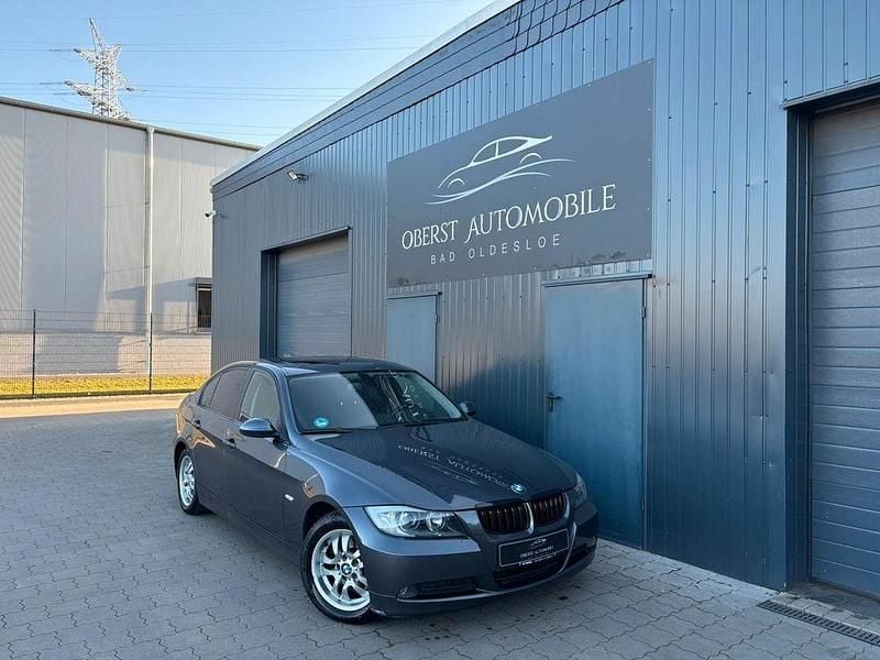 Grau Gebraucht 2007 BMW 318 Comfort Edition Limousine | 3.650 € (Guter Preis) - Bild 1/4