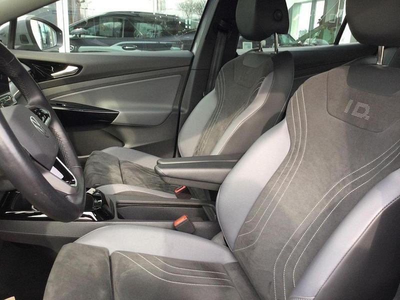 Gebraucht VW ID.4 Pro Performance 150 kW (204 PS) 2022 Mondsteingrau SUV
