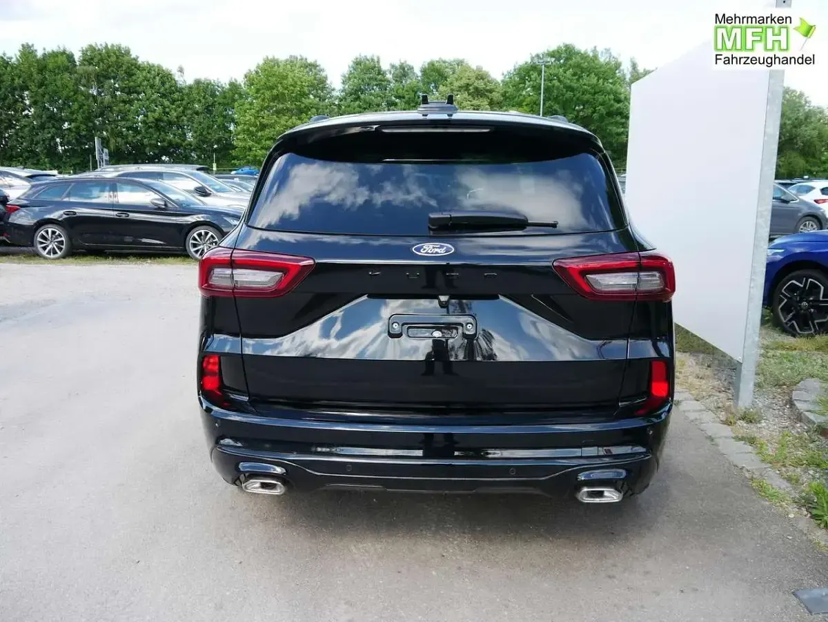 Neu Ford Kuga ST-Line 186 PS (136 kW) 2026 Agate black SUV