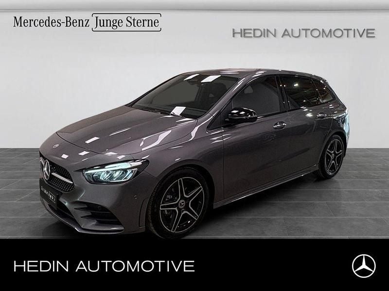 Gebraucht Mercedes B200 AMG 163 PS (119 kW) 2025 Grau Van / Kleinbus