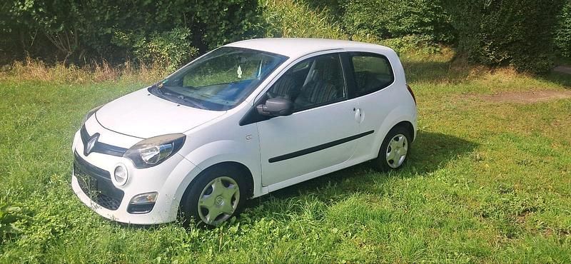 Weiß Gebraucht 2014 Renault Twingo Kleinwagen | 2.550 € - Bild 1/4