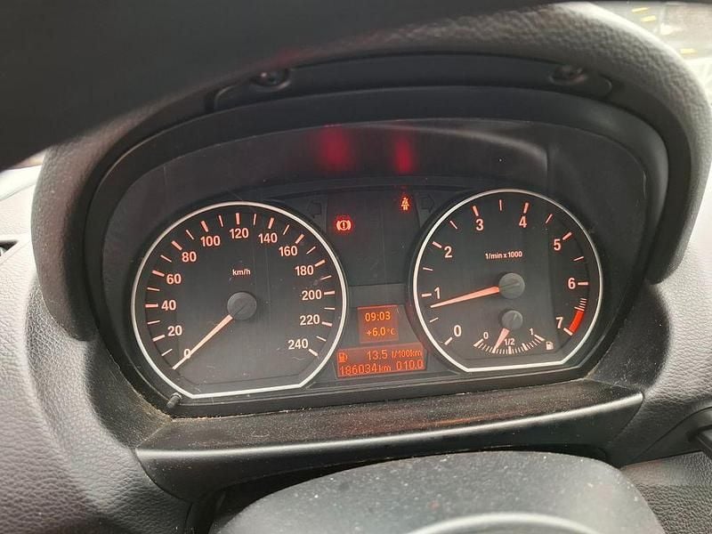 Gebraucht BMW 116 122 PS (89 kW) 2009 Schwarz Kleinwagen