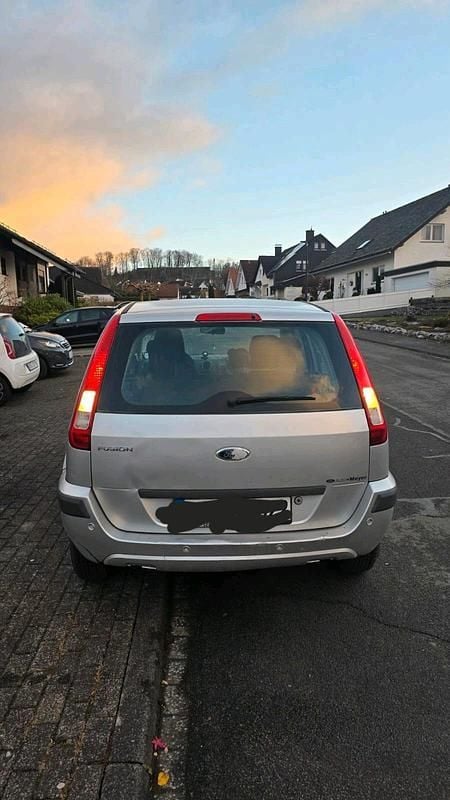 Gebraucht Ford Fusion 101 PS (74 kW) 2005 Silber Kleinwagen