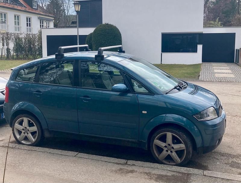 Blau Gebraucht 2000 Audi A2 Kleinwagen | 7.999 € - Bild 1/4