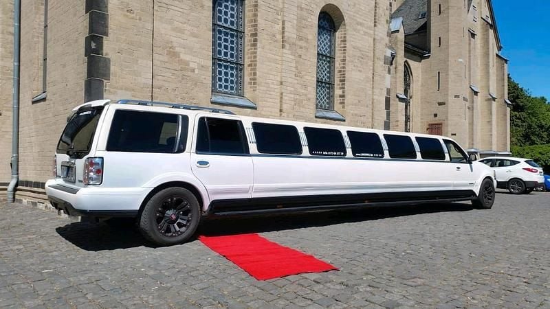 Weiß Gebraucht 1998 Lincoln Navigator SUV | 14.500 € - Bild 1/4