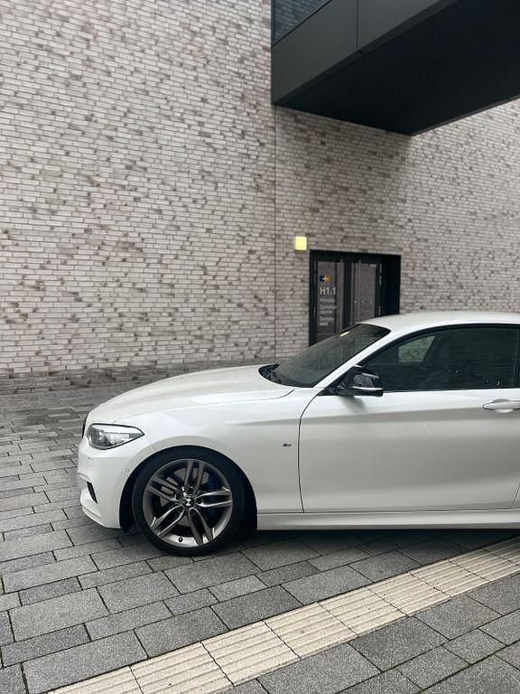 Gebraucht BMW 225 M Sport 224 PS (164 kW) 2018 Weiß Coupé