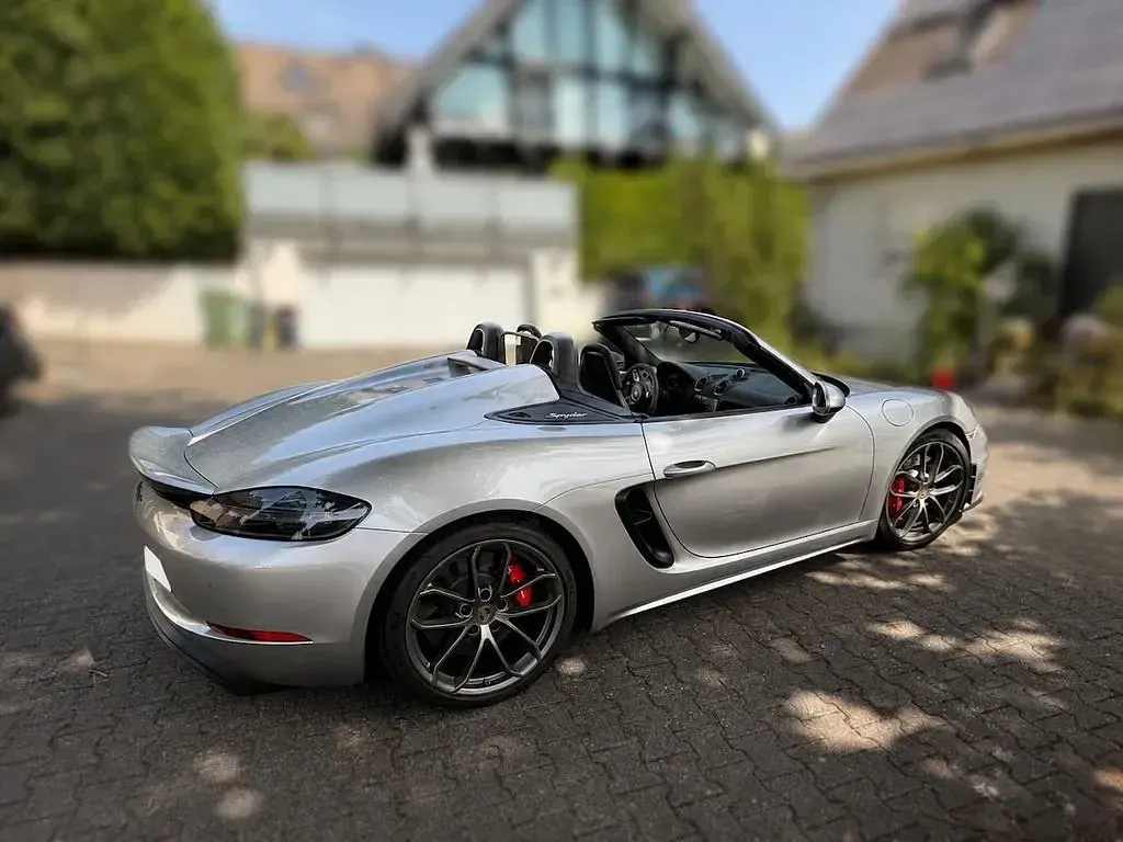 Gebraucht Porsche 718 Spyder 420 PS (308 kW) 2022 Silber Cabrio
