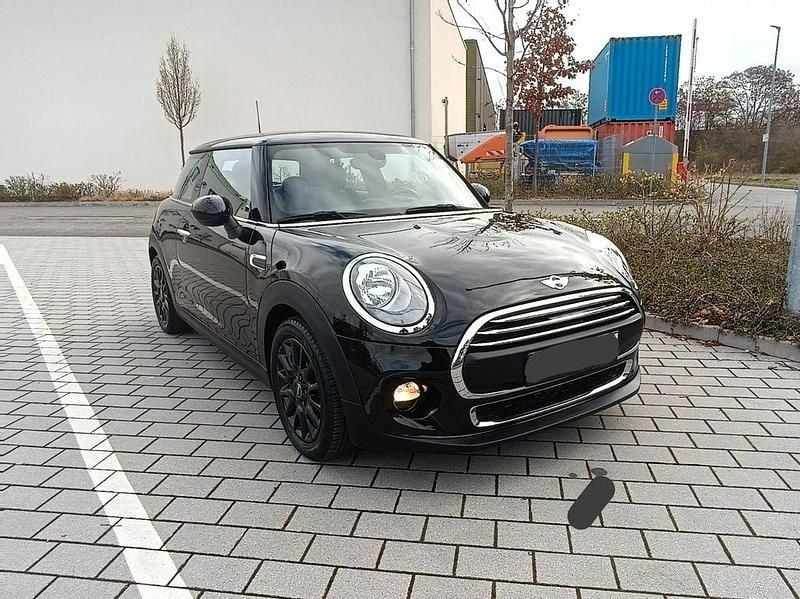 Gebraucht Mini Cooper 102 PS (75 kW) 2017 Schwarz Kleinwagen