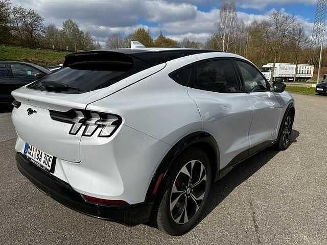 Gebraucht Ford Mustang Mach-E 197 kW (269 PS) 2022 Weiß SUV