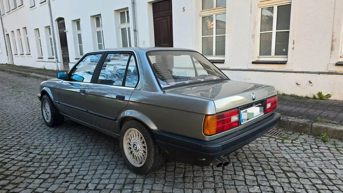 Gebraucht BMW 325 170 PS (125 kW) 1988 Limousine