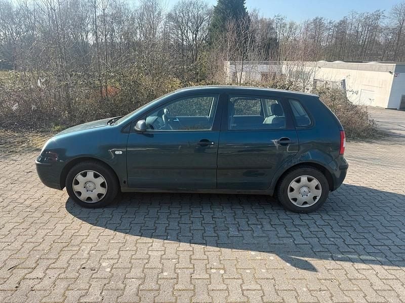 Gebraucht VW Polo 75 PS (55 kW) 2002 Grün Kleinwagen