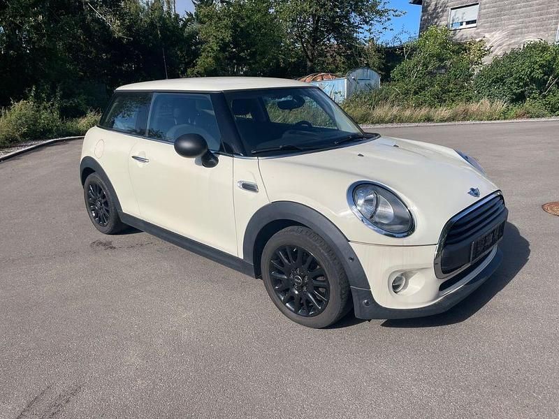 Beige Gebraucht 2017 Mini One D Kleinwagen | 8.900 € (Fairer Preis) - Bild 1/4