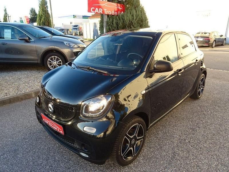 Schwarz Gebraucht 2019 Smart ForFour Electric Drive Limousine | 8.890 € (Fairer Preis) - Bild 1/4