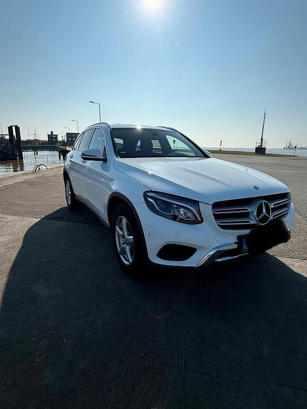 Gebraucht Mercedes GLC350 258 PS (189 kW) 2017 Weiß SUV