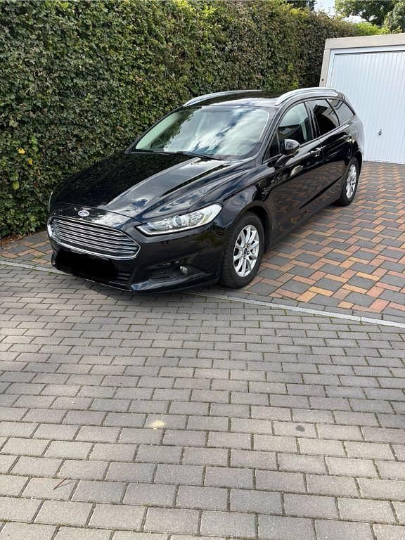 Schwarz Gebraucht 2018 Ford Mondeo Business Edition Limousine | 9.990 € (Guter Preis) - Bild 1/4