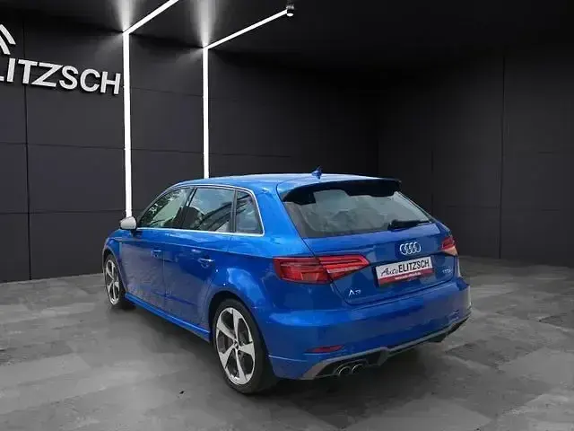 Gebraucht Audi A3 S-Line 150 PS (110 kW) 2018 Arablau kristalleffekt Limousine
